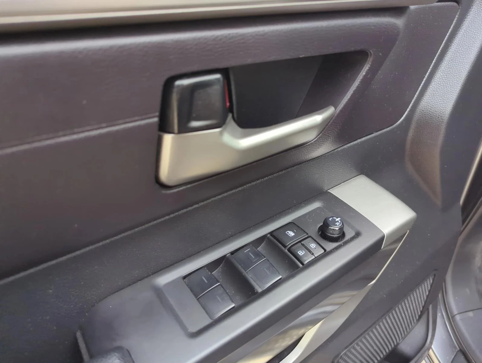 Used 2023 Magnetic Gray Metallic Toyota SR5 image 10