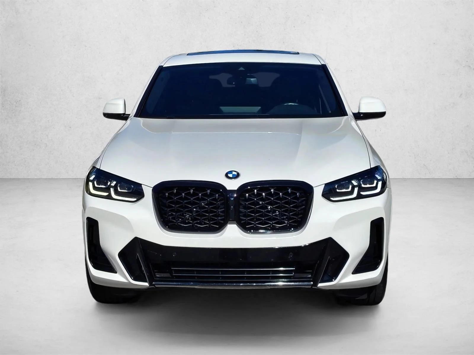 Used 2023 Alpine White BMW xDrive30i image 2