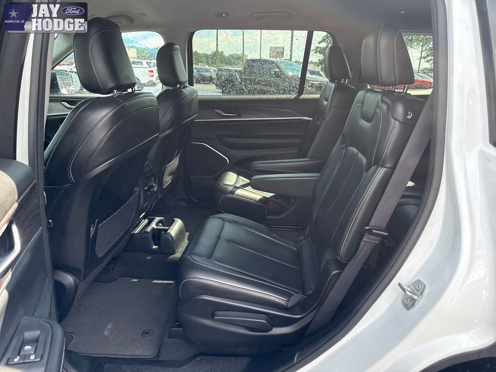 Used 2022 White Jeep Limited image 29