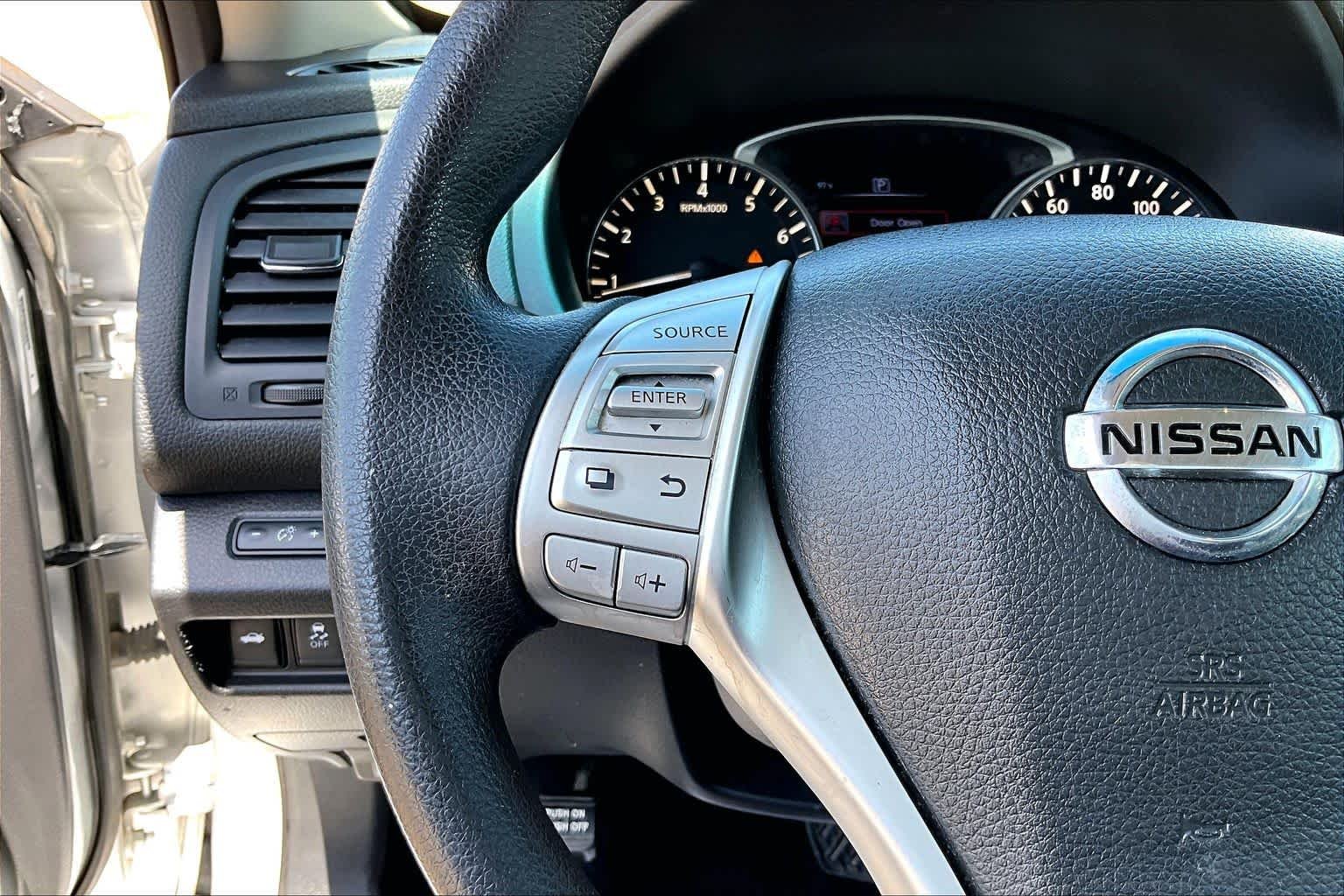 Used 2018 Brilliant Silver Nissan 2.5 S image 26