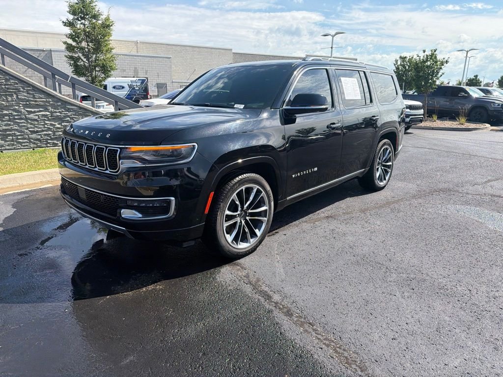 Used 2023 Black Jeep Series III image 3