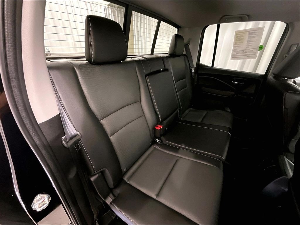 Used 2023 Black Honda RTL image 16