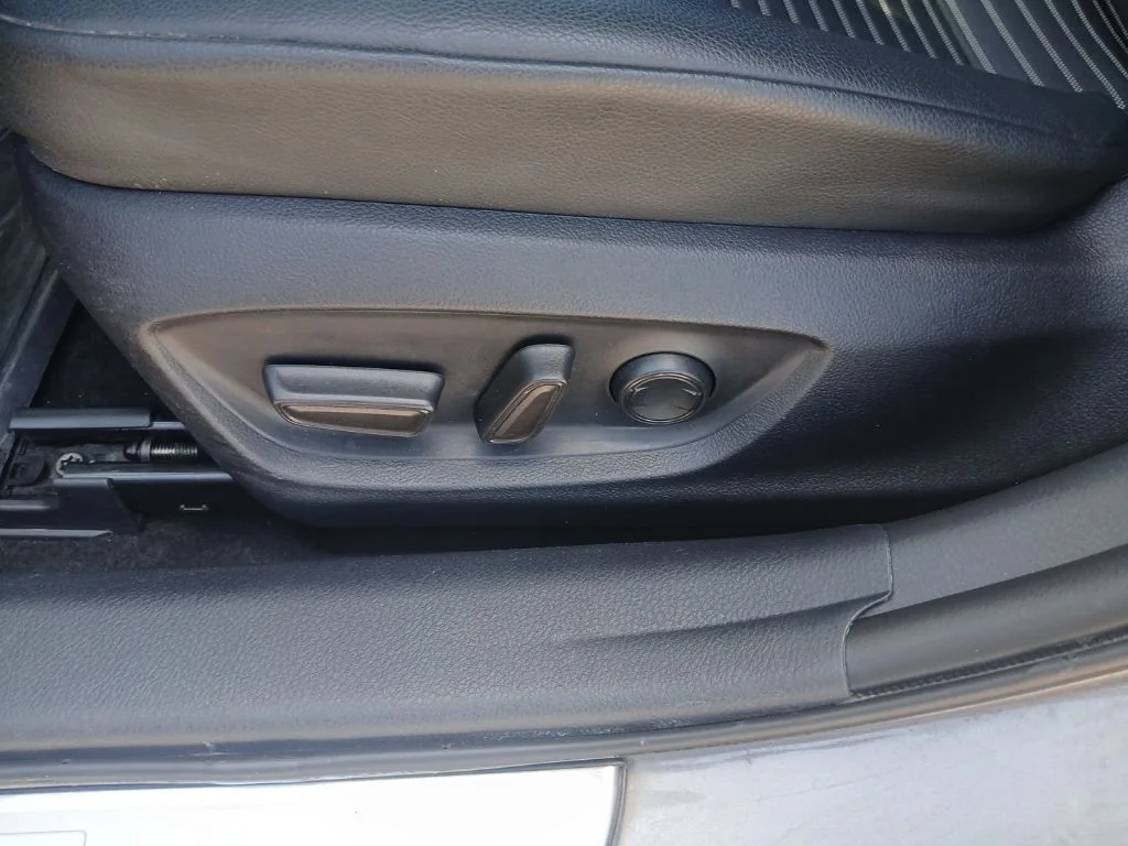 Used 2022 Gray Toyota SE image 26