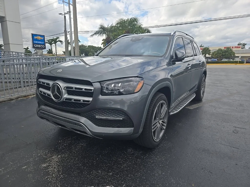 Used 2022  Mercedes-Benz GLS 450 image 3