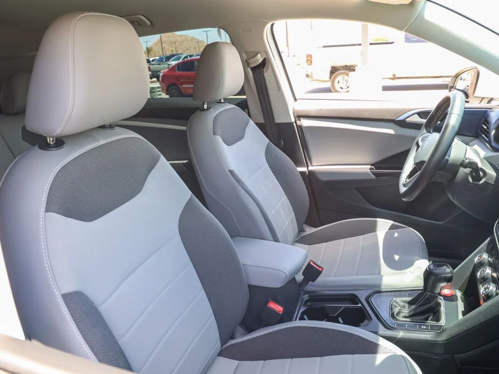 Used 2022 White Volkswagen 1.5T SE image 20