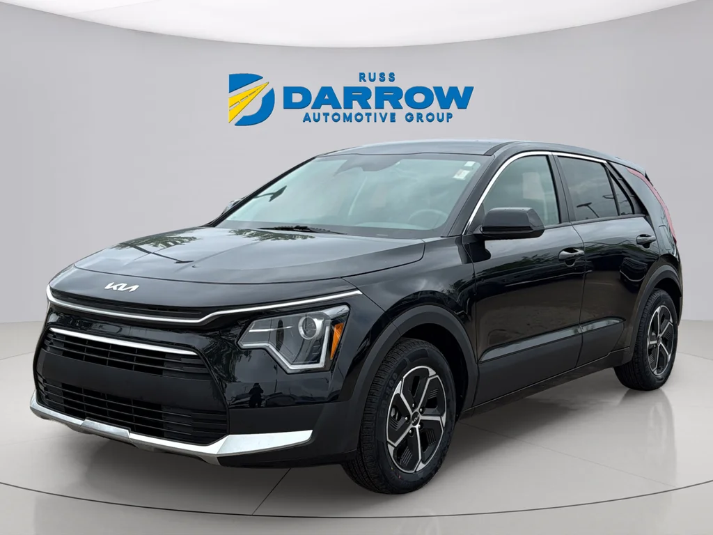 Used 2023 Black Kia LX image 1
