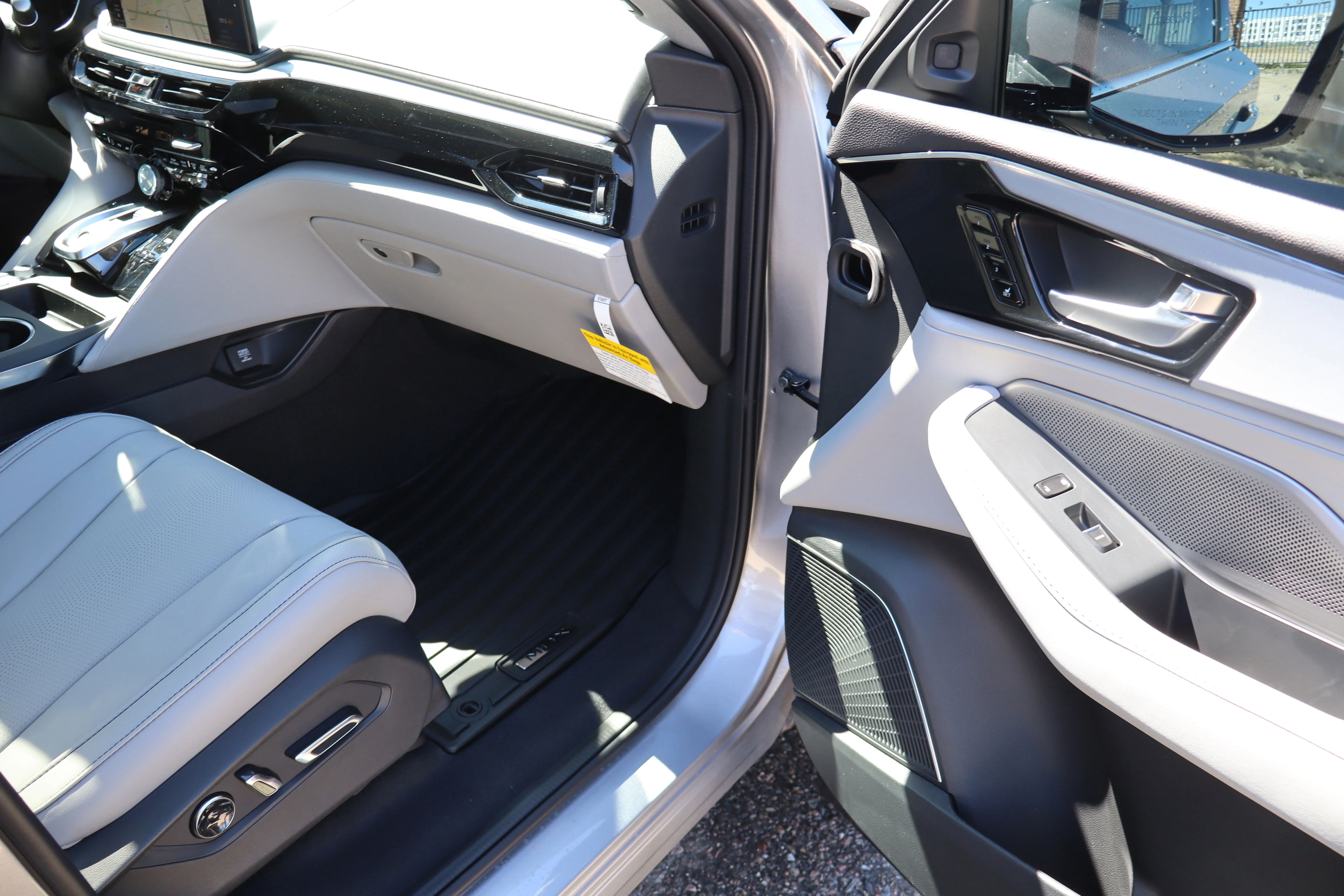 New 2026 Silver Acura w/Technology Package image 33