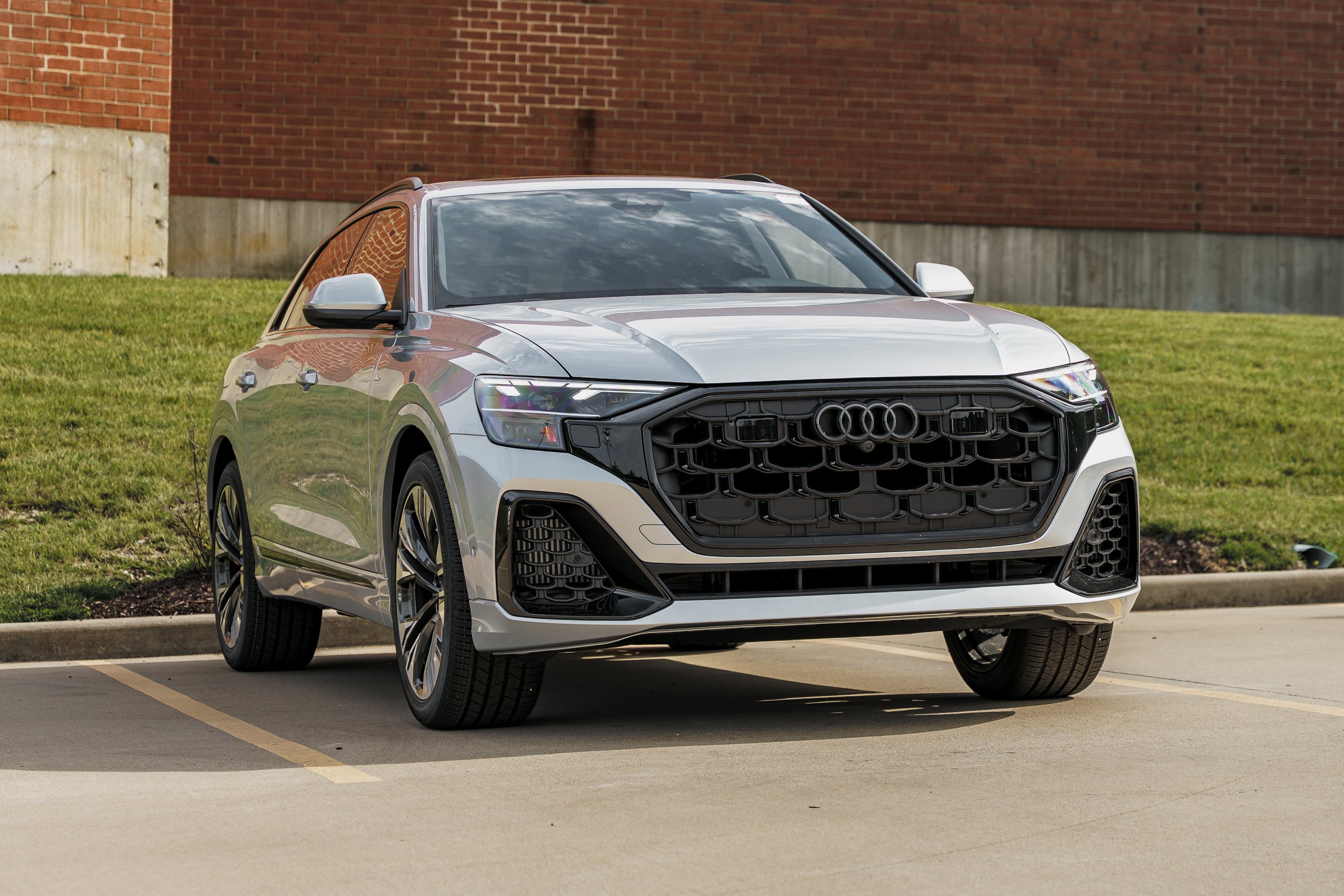 2026 Audi Q8 55 Premium Plus quattro Tiptonic's photo