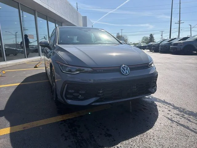 New 2026 Moonstone Gray Volkswagen 2.0T SE image 8