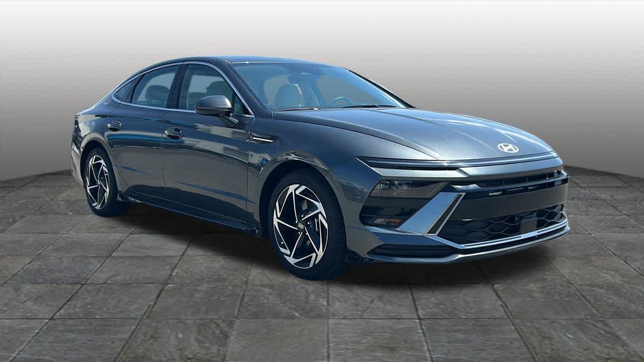 New 2026 Portofino Gray Hyundai SEL Sport image 3