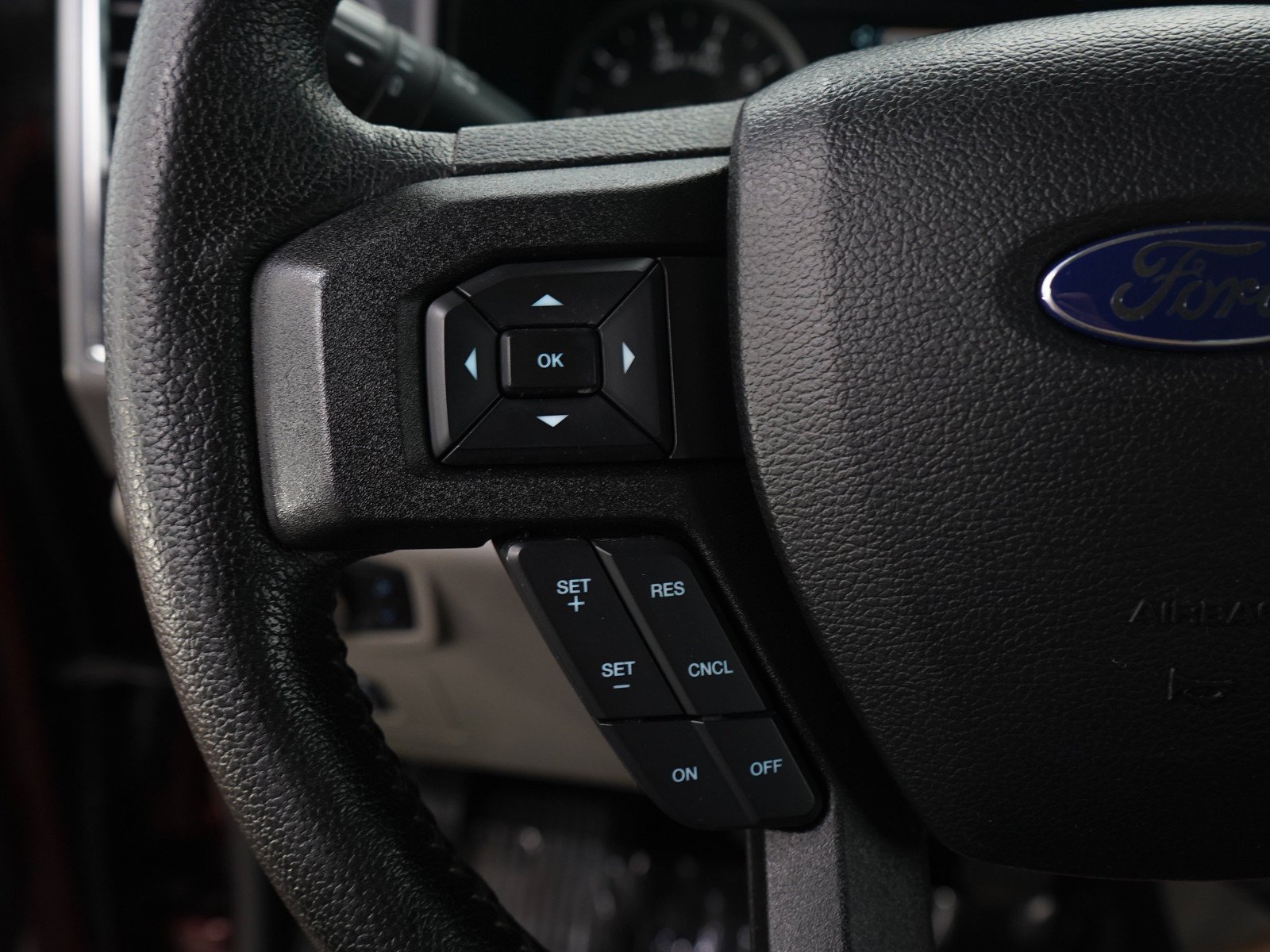 Used 2015  Ford XLT image 27