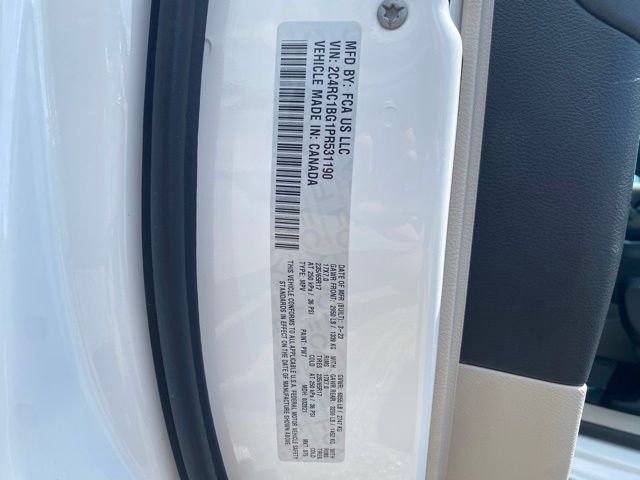 Used 2023 Bright White Clearcoat Chrysler Touring L image 49