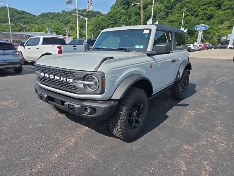New 2026 Avalanche Gray Ford Badlands® image 3