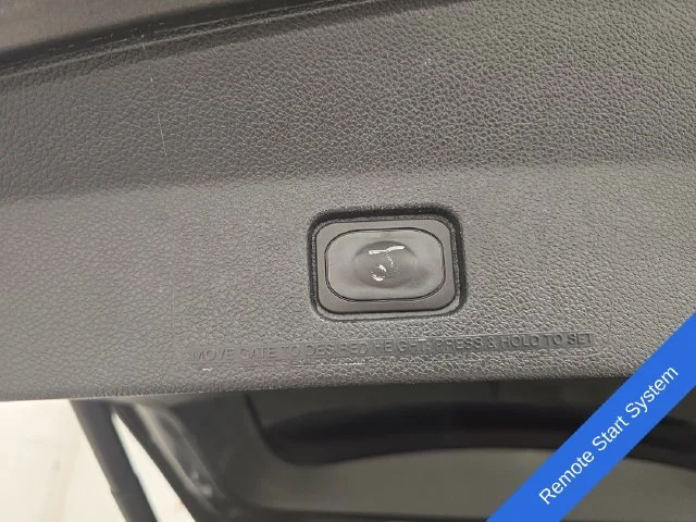 Used 2019 Gray Ford XLT image 17