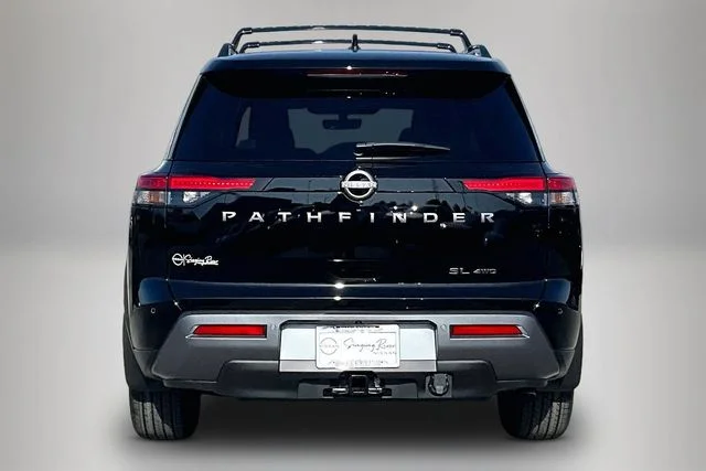 New 2026 Nissan Pathfinder SL 4D Sport Utility