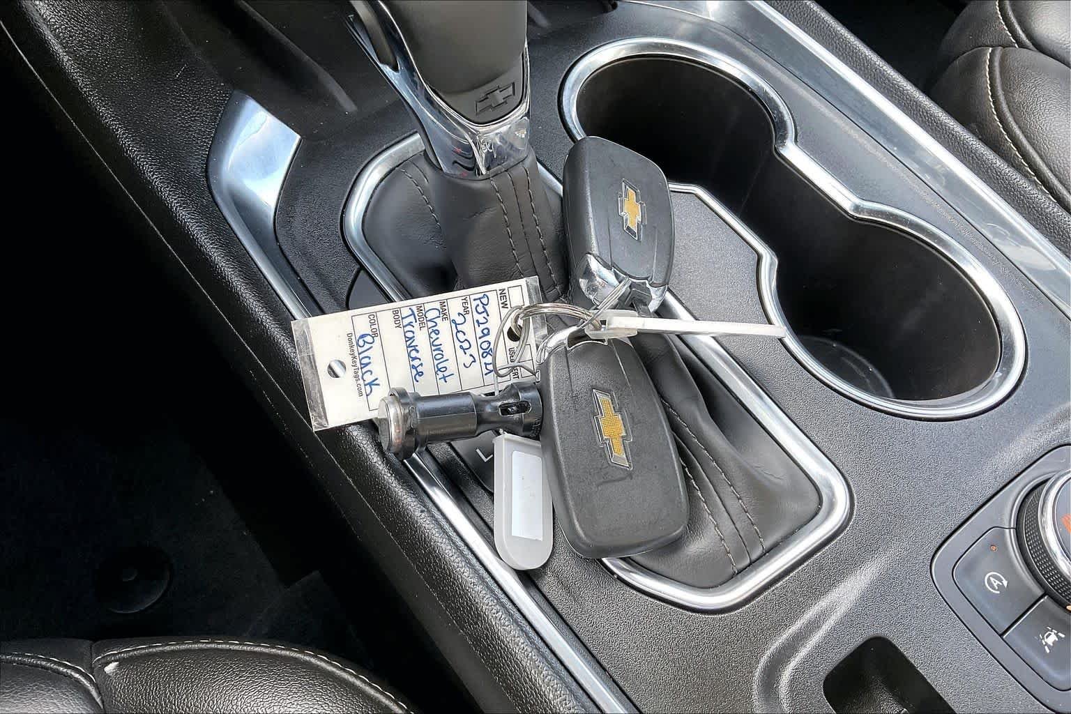 Used 2023 Mosaic Black Metallic Chevrolet LT Leather image 15