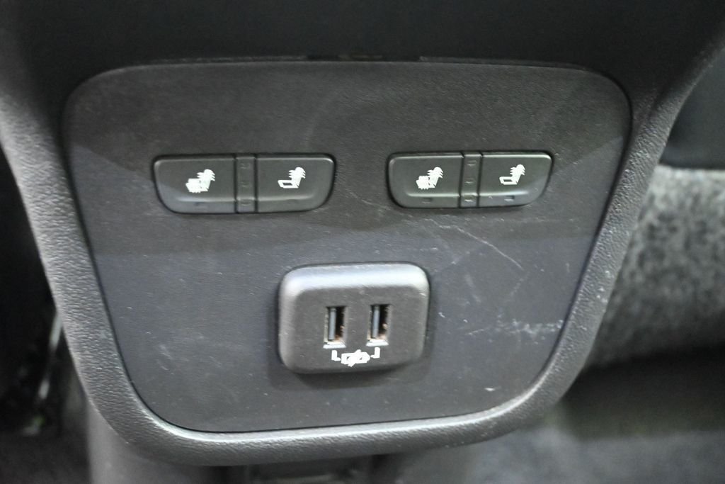 Used 2020 Blue Chevrolet Premier image 15