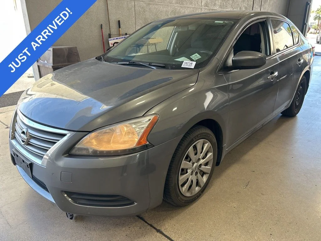 2015 Nissan Sentra's photo