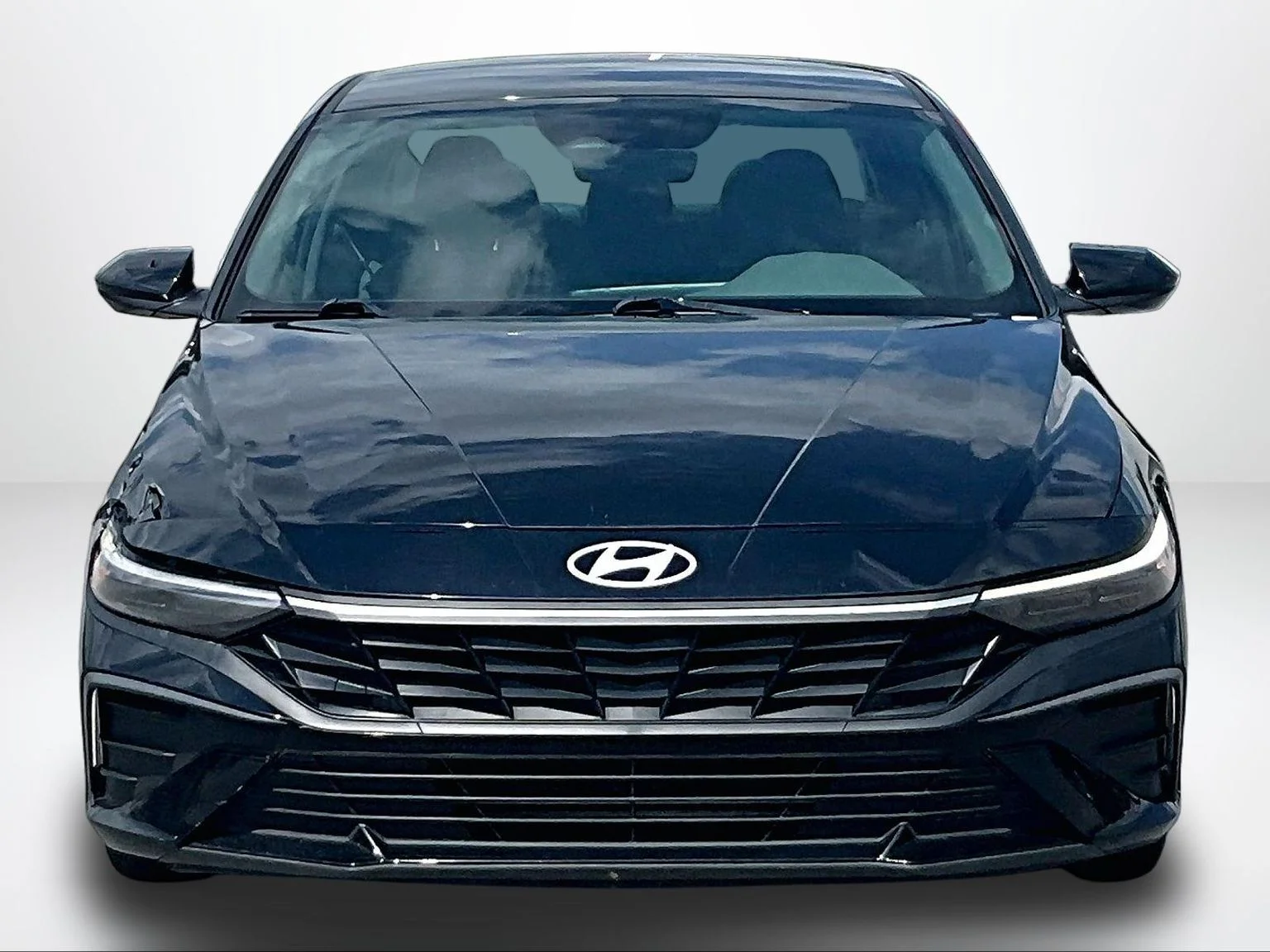 Used 2024 Black Hyundai SEL image 3