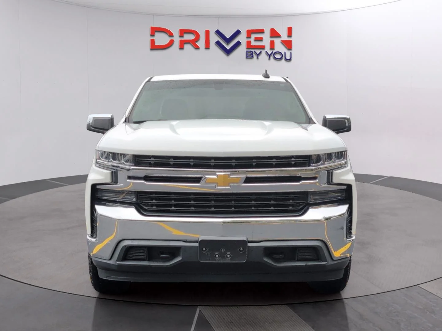 Used 2019 SUMMIT WHITE Chevrolet LT image 8