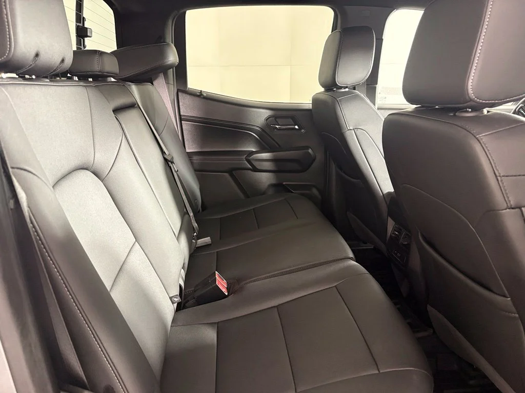 Used 2025 Gray Chevrolet LT image 21