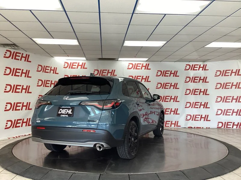 Used 2024  Honda Sport image 7