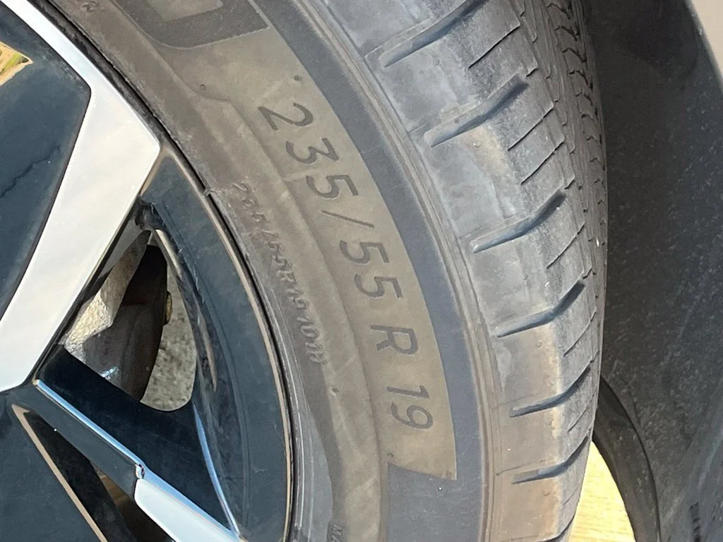 Certified Used 2024 Blue Hyundai SEL image 11