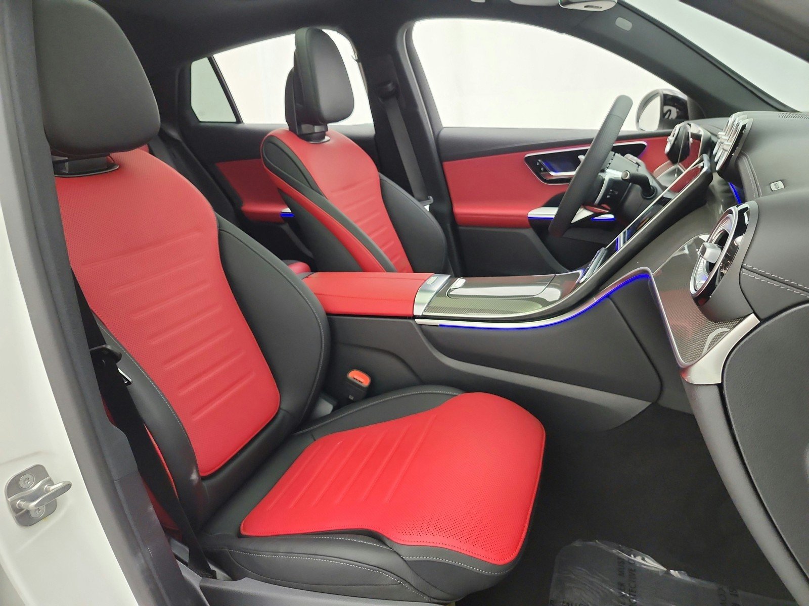 New 2027 Polar White Mercedes-Benz GLC 300 4MATIC® Coupe image 14