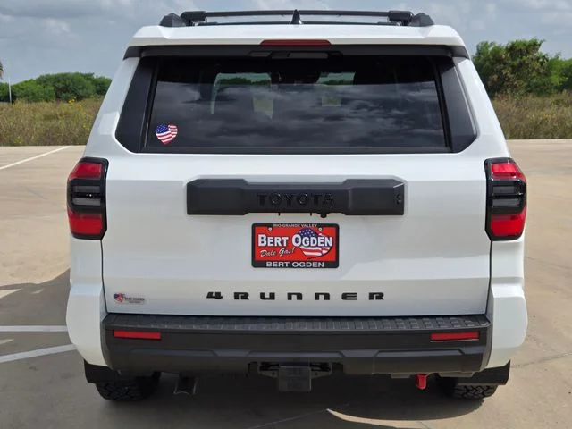 New 2026 Ice Cap Toyota SR5 image 5