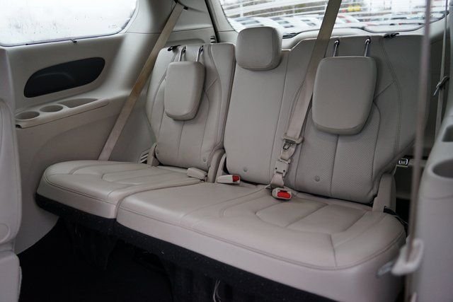 2021 CHRYSLER PACIFICA - Image 7