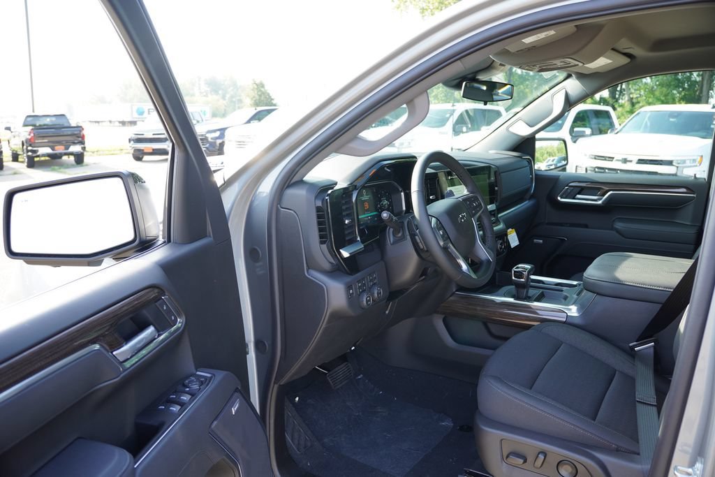 2026 Chevrolet Silverado 1500 LT Trail Boss - Photo 10