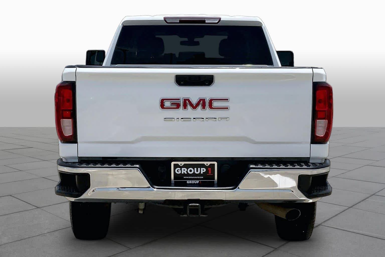 Certified Used 2021 SUMMIT WHITE GMC 4WD Double Cab Standard Bed image 5