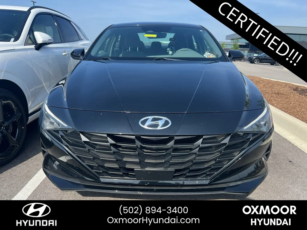 Used 2022 Phantom Black Hyundai SEL image 2