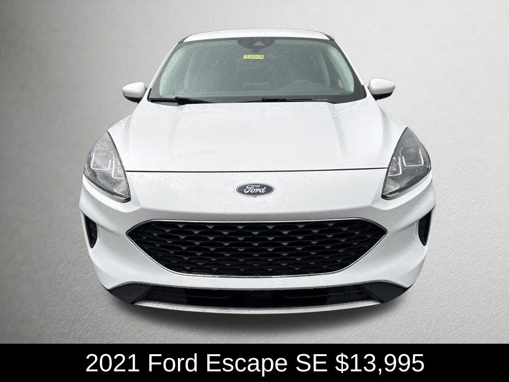 Used 2021 Oxford White Ford SE image 8