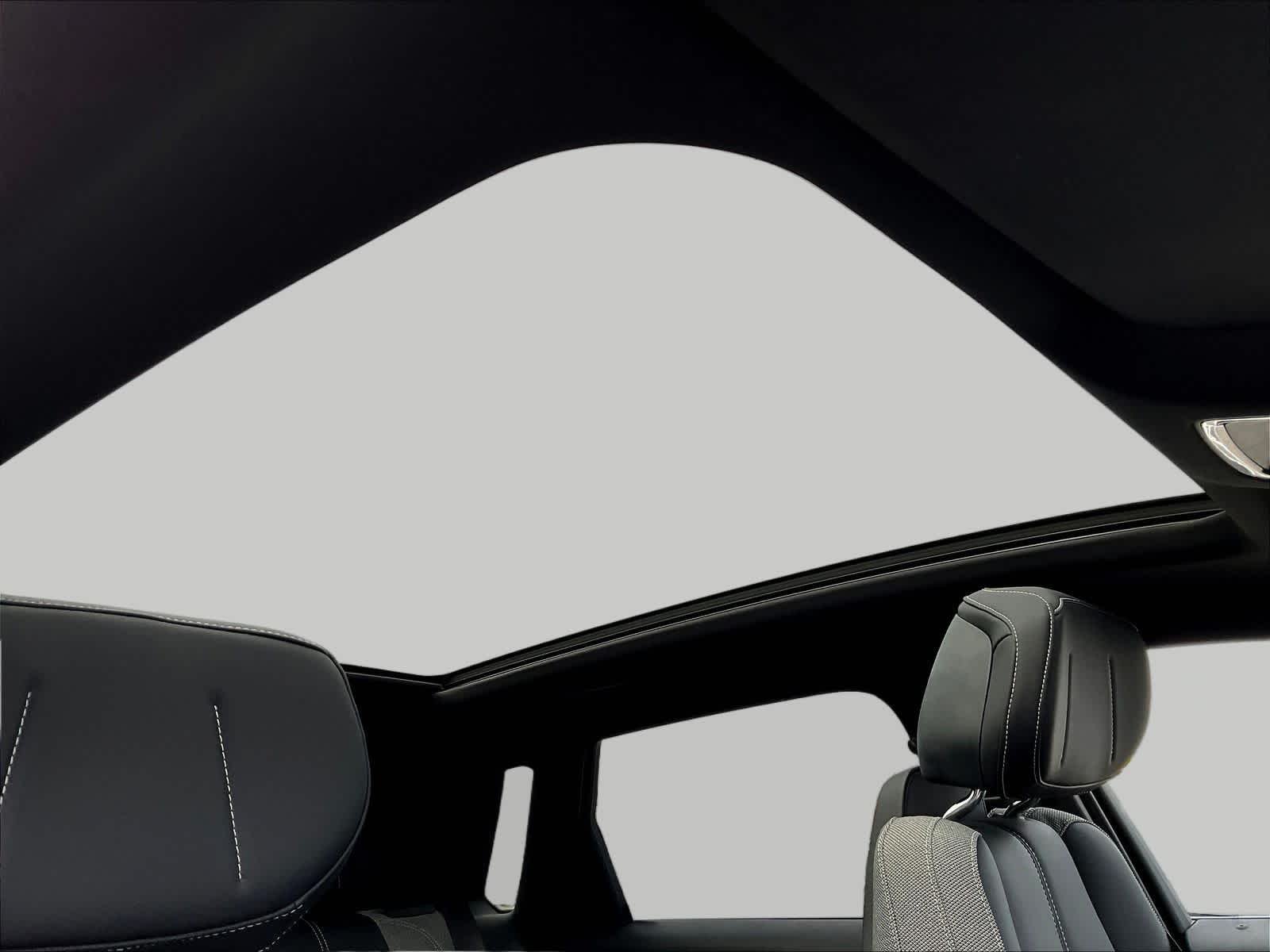 2024 Cadillac LYRIQ Tech - Photo 29