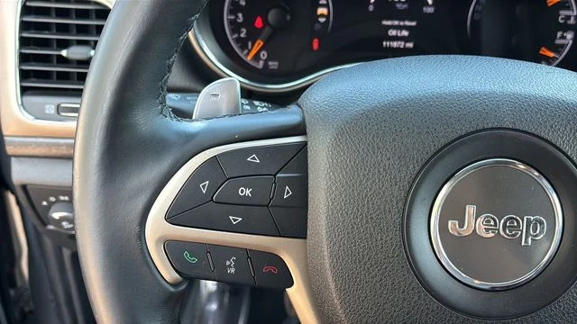 Used 2016 Silver Jeep Laredo image 22