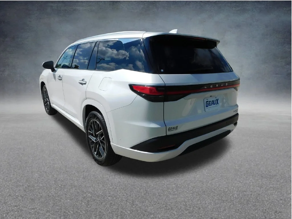 Used 2025 Beige Lexus 350 Premium image 5