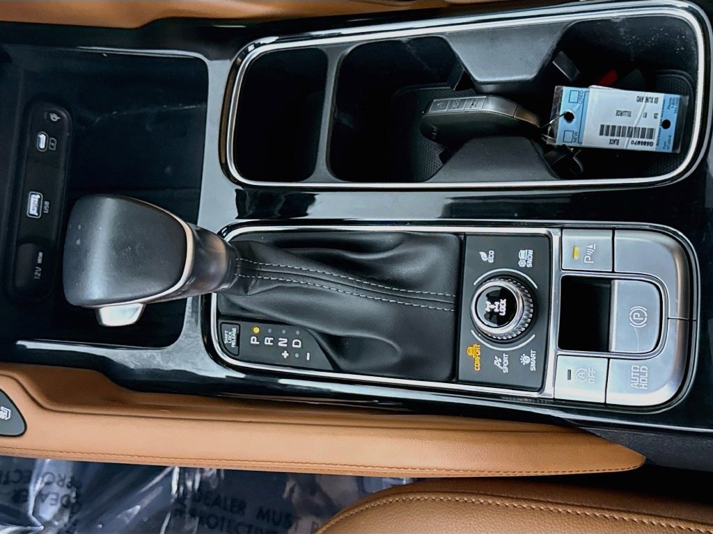 Used 2025 Ebony Black Kia EX X-Line image 16