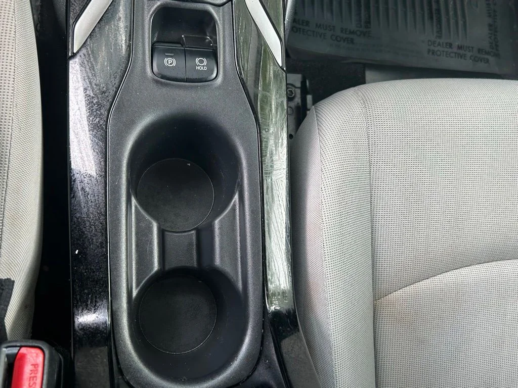 Certified Used 2022 Silver Toyota LE image 20