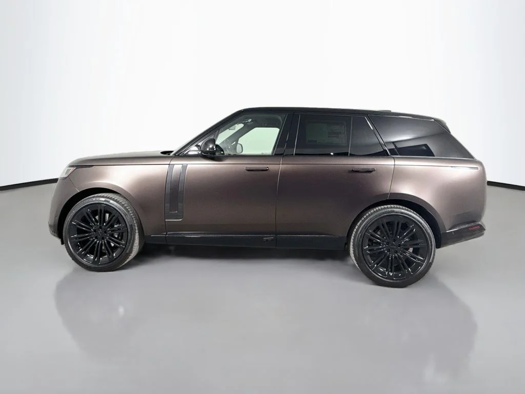 New 2026 Tourmaline Brown in Satin finish Land Rover SE image 8
