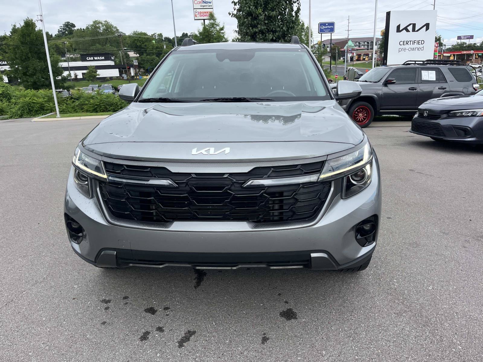 Used 2024 Steel Gray Kia X-Line image 8