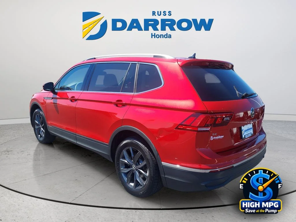 Used 2022 Red Volkswagen 2.0T SE image 3