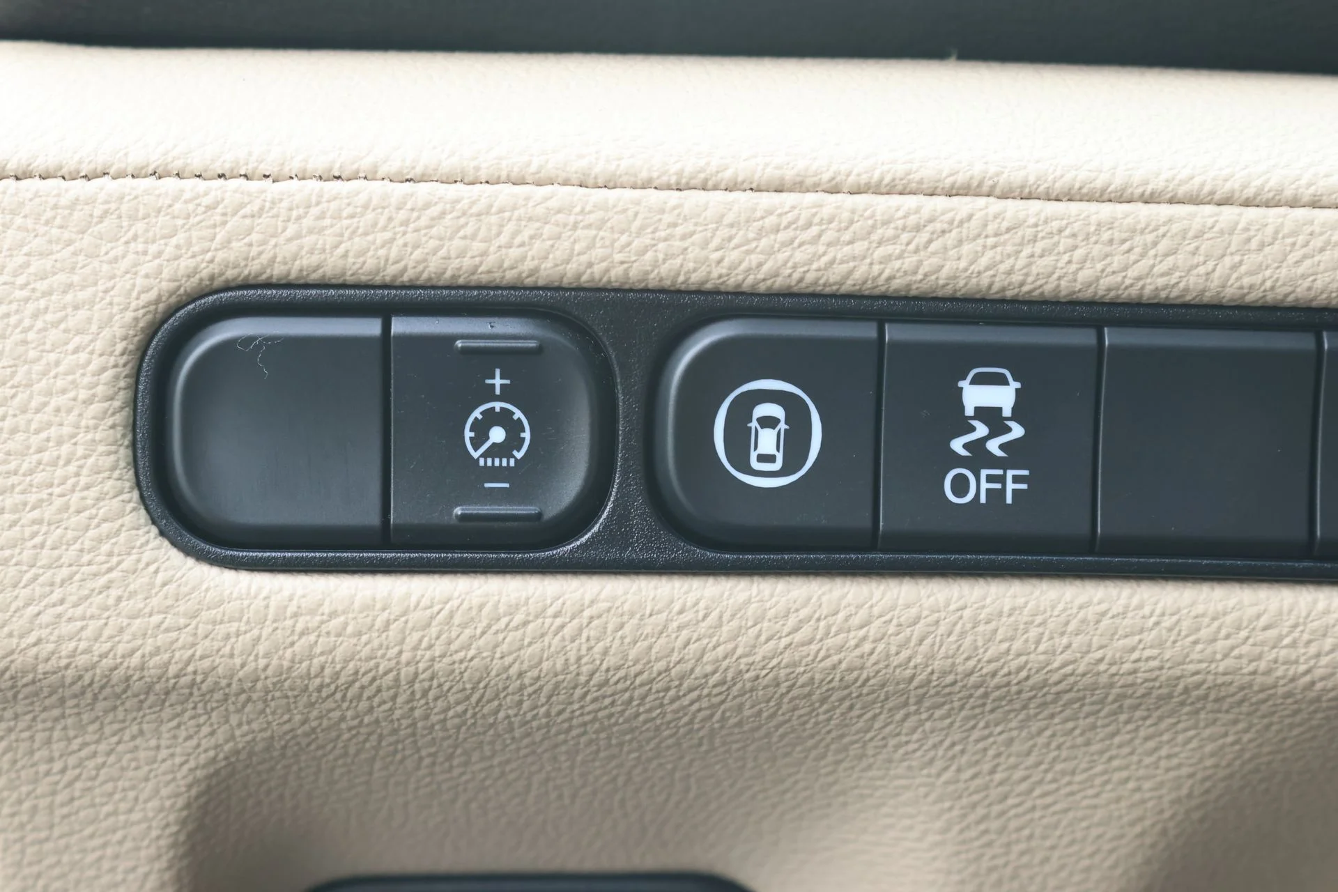 Certified Used 2024 Platinum White Pearl Acura MDX image 16
