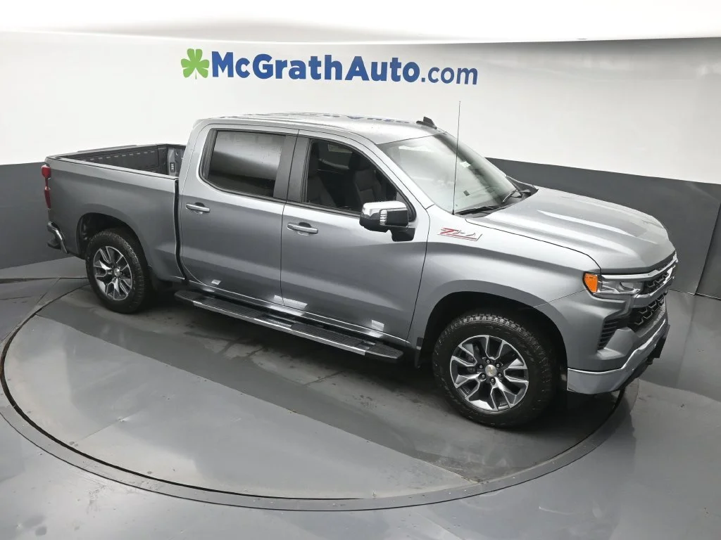 New 2026 Gray Chevrolet LT image 3