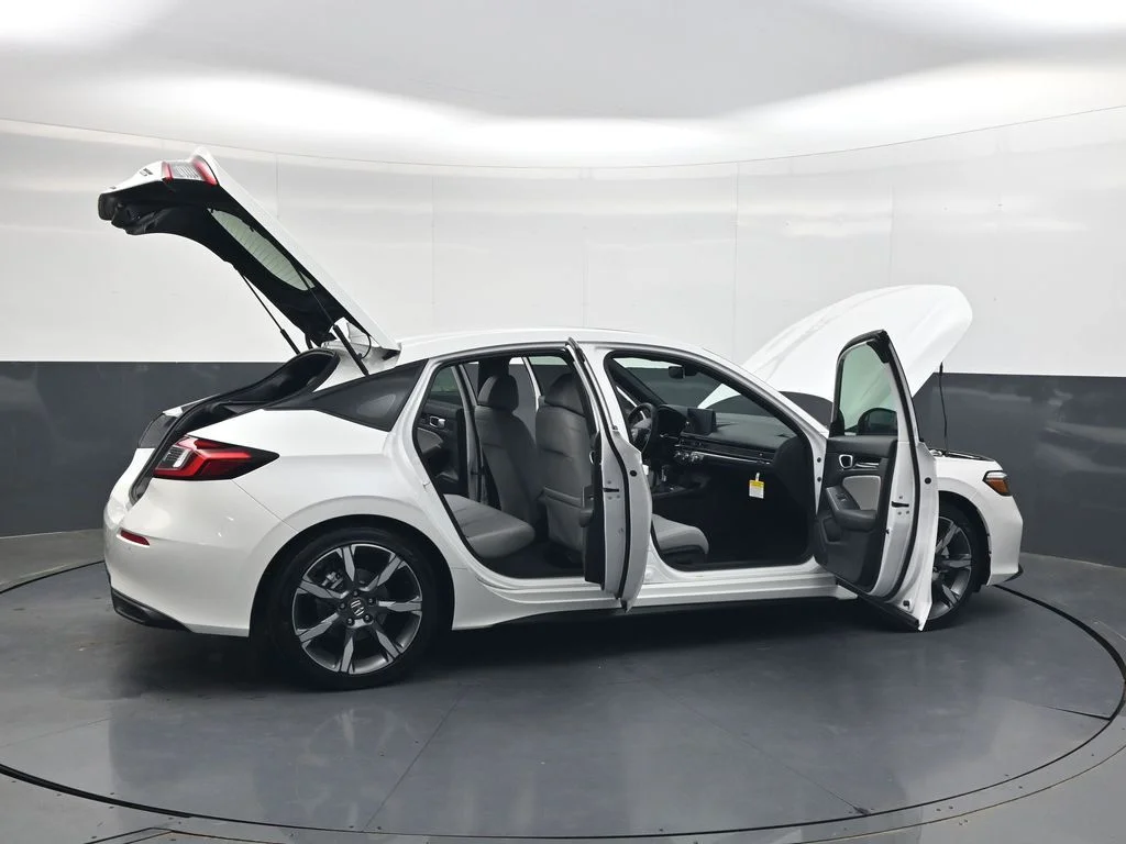 New 2026 Platinum White Pearl Honda Sport Touring image 32