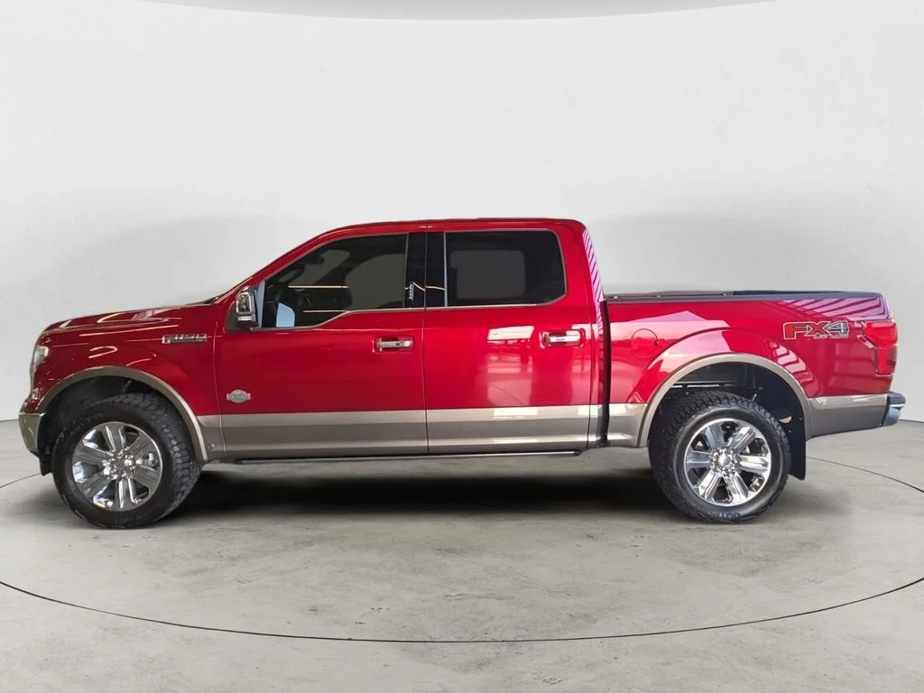 Used 2019 Red Ford King Ranch image 8