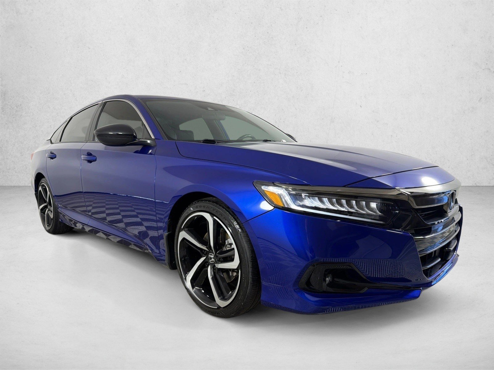 Used 2022  Honda Sport image 1