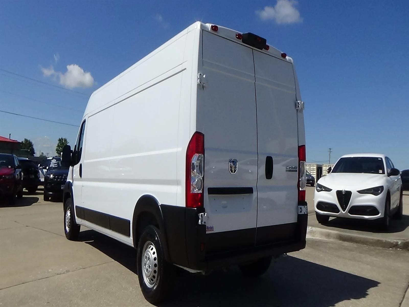 Used 2026 Bright White Clear Coat (pw7) RAM Tradesman 2500 image 8