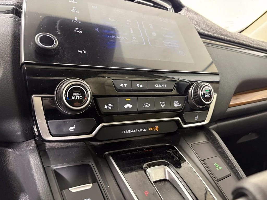 Used 2017  Honda EX image 26