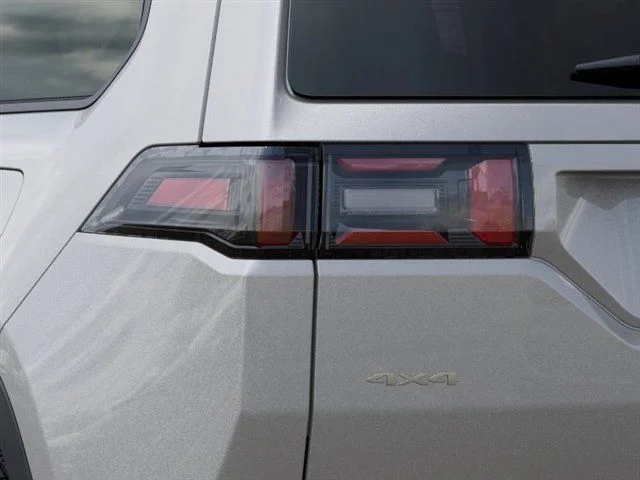 New 2026 Silver Zynith Clearcoat Jeep Laredo image 5
